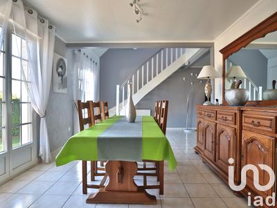 Maison - 122 m² - 4 pièces