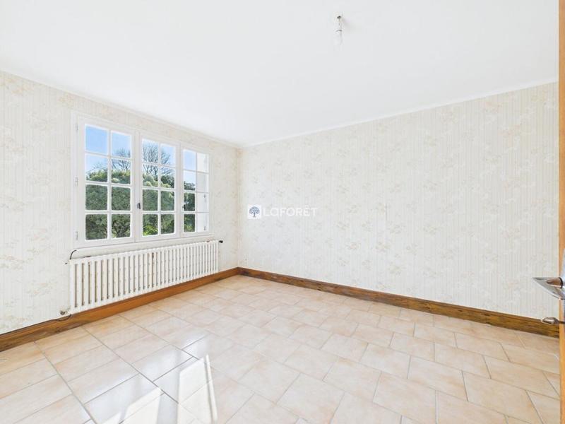 Maison traditionnelle - 115 m² - 6 pièces