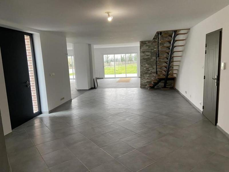 Propriété - 229 m² - 12 pièces