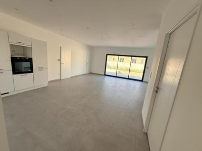 Villa - 104 m² - 4 pièces