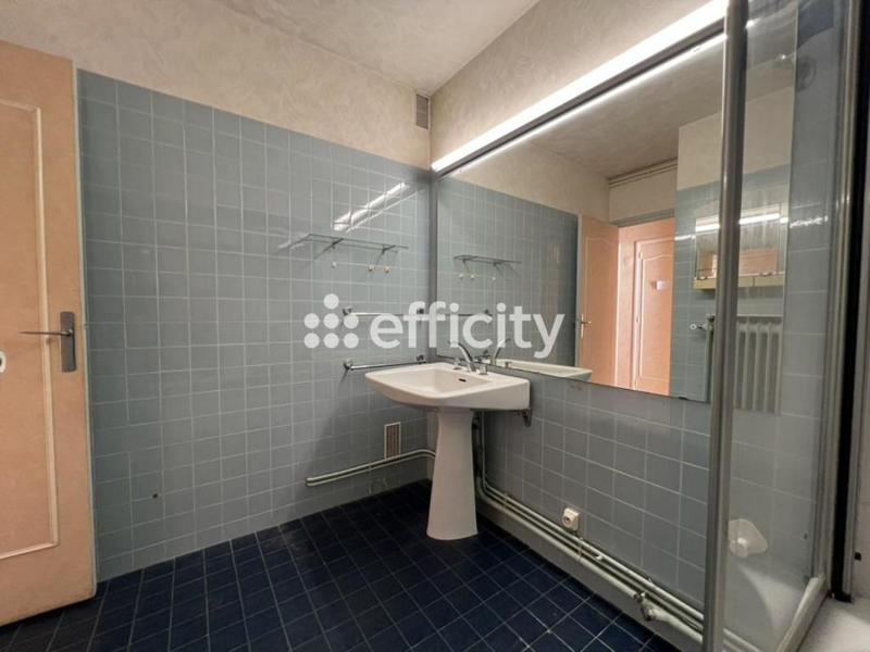 Appartement - 105 m² - 5 pièces