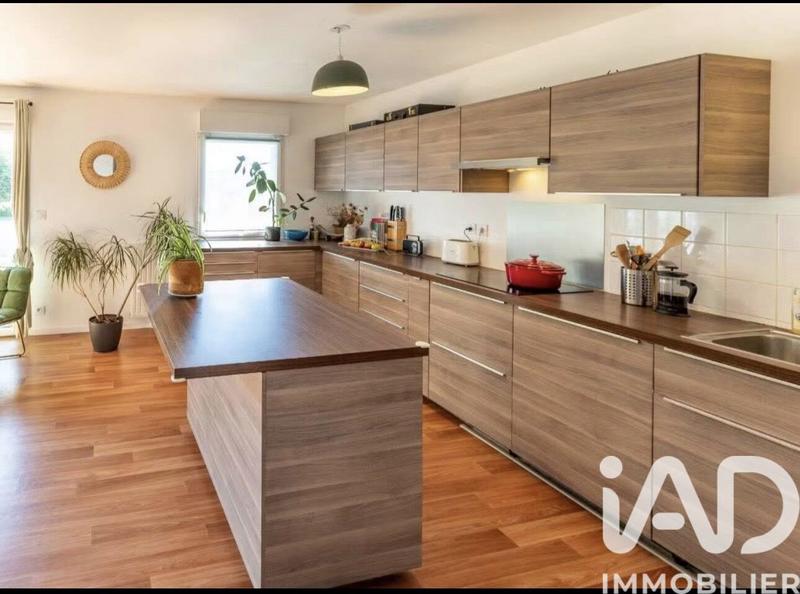 Appartement - 84 m² - 4 pièces