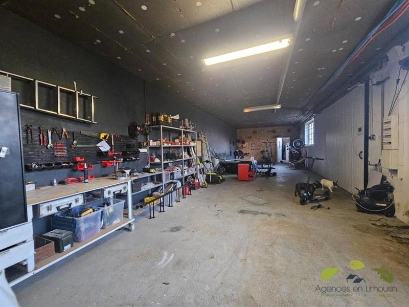 Maison - 180 m² - 7 pièces