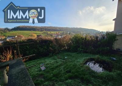 Maison - 95 m² - 6 pièces