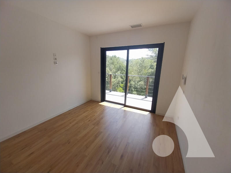 Maison - 106 m² - 4 pièces