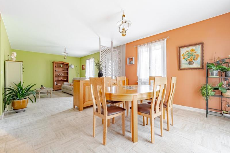 Maison - 141 m² - 7 pièces