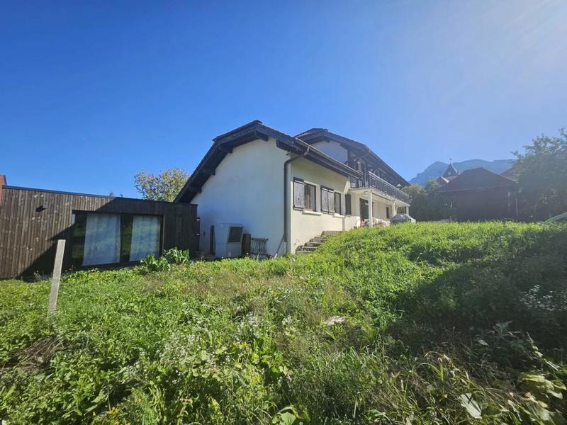 Maison de village - 130 m² - 5 pièces