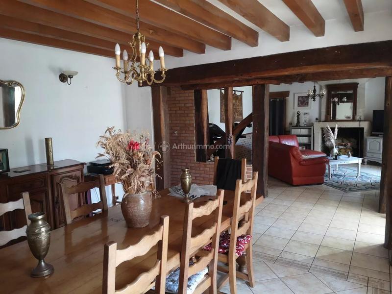 Maison - 220 m² - 9 pièces