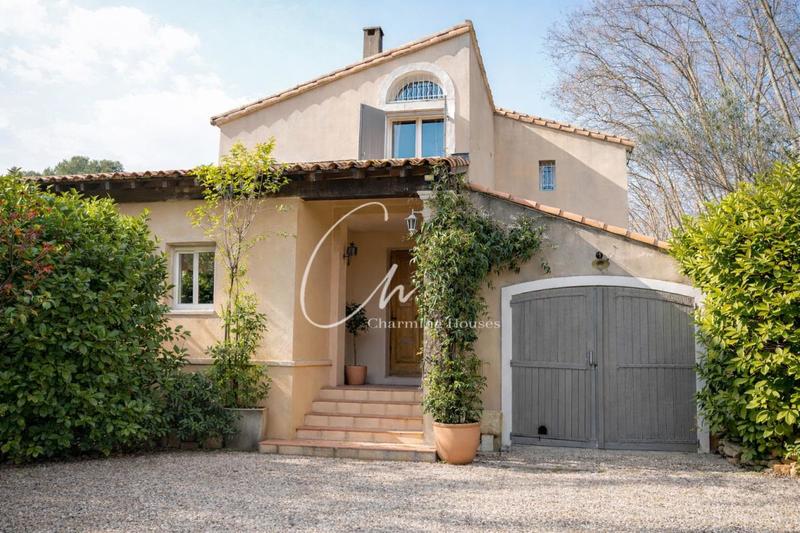 Maison - 168 m² - 6 pièces