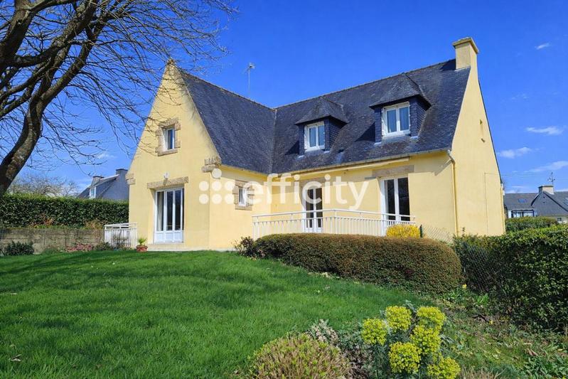 Maison - 183 m² - 6 pièces