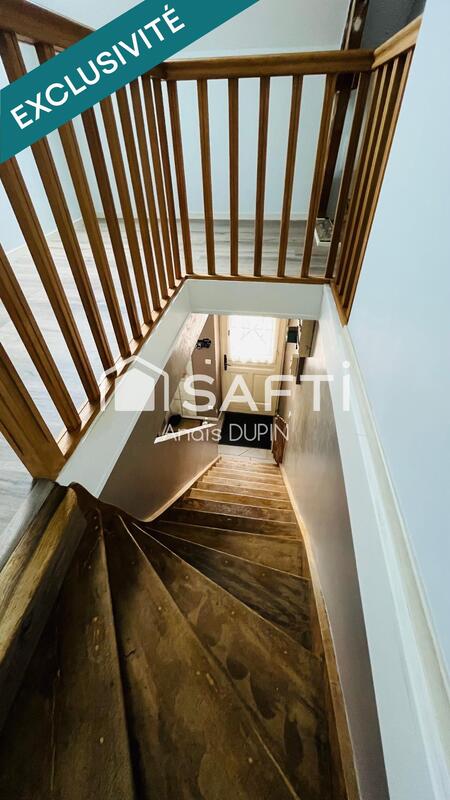 Maison - 180 m² - 8 pièces