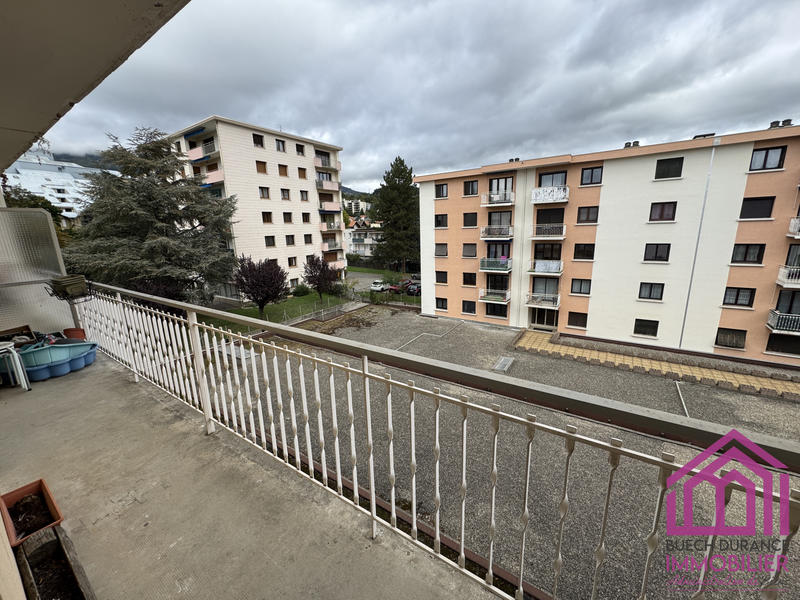 Appartement - 72 m² - 3 pièces