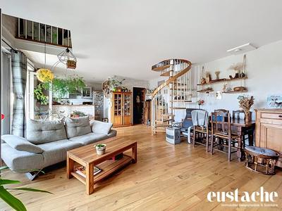 Appartement - 83 m² - 3 pièces