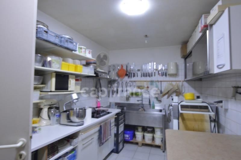 Fonds de commerce - 180 m²