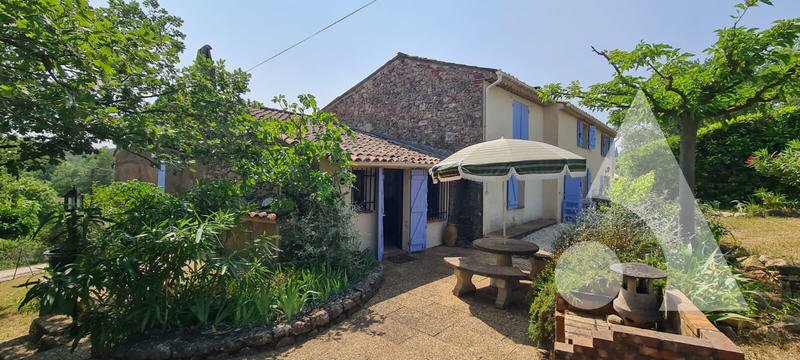 Maison - 180 m² - 8 pièces