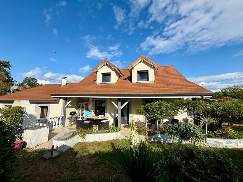 Maison - 120 m² - 6 pièces