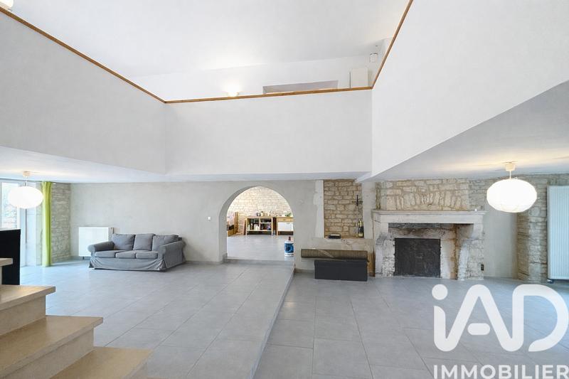 Maison - 246 m² - 5 pièces