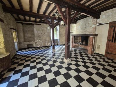 Maison ancienne - 330 m² - 15 pièces