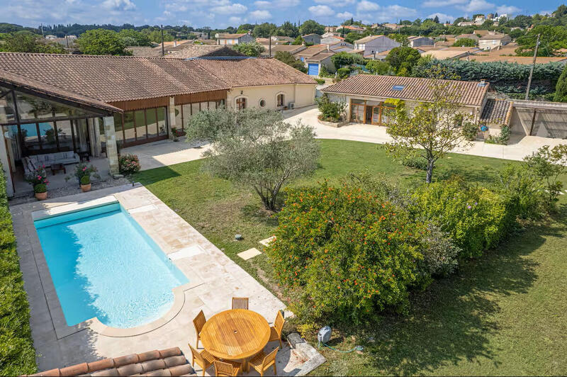 Propriété - 492 m² - 11 pièces