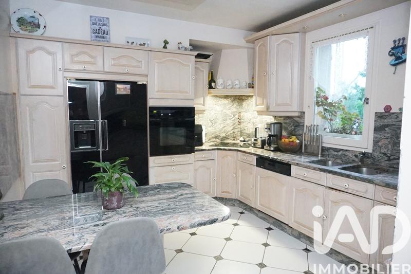 Maison - 158 m² - 6 pièces