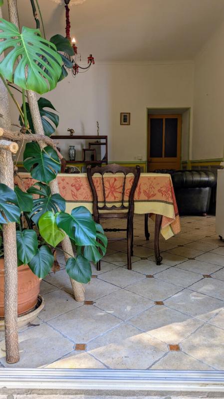 Maison - 246 m² - 10 pièces