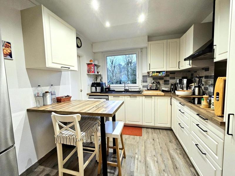 Appartement - 103 m² - 5 pièces