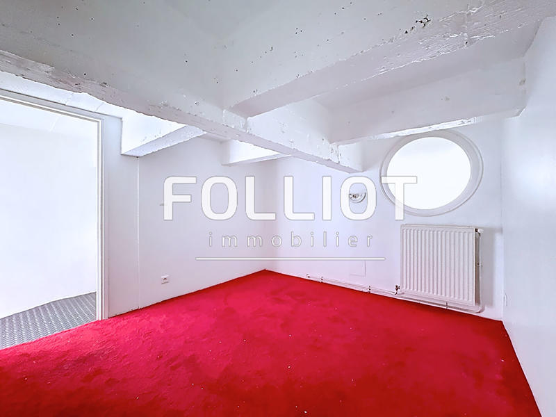 Appartement - 200 m² - 6 pièces