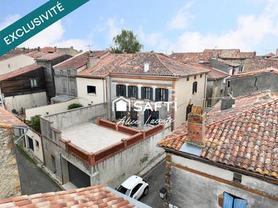 Maison - 210 m² - 7 pièces