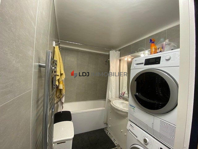 Appartement - 105 m² - 4 pièces