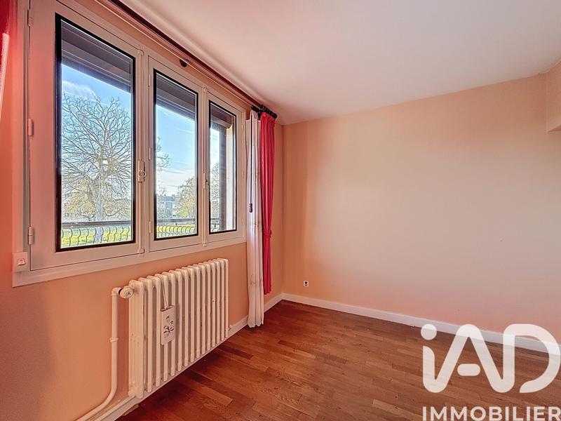 Maison - 93 m² - 5 pièces