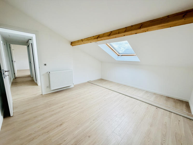 Maison - 99 m² - 4 pièces