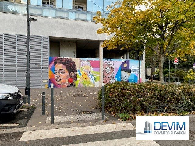 Local commercial - 186 m²