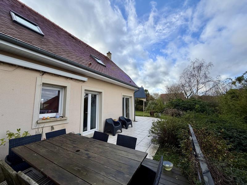 Maison - 137 m² - 7 pièces