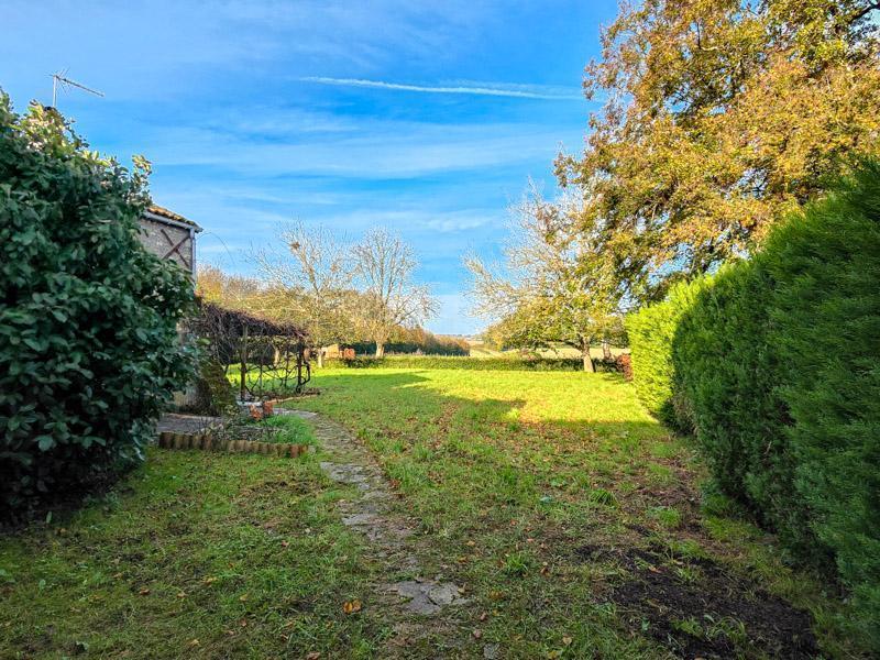 Maison en pierre - 113 m² - 4 pièces