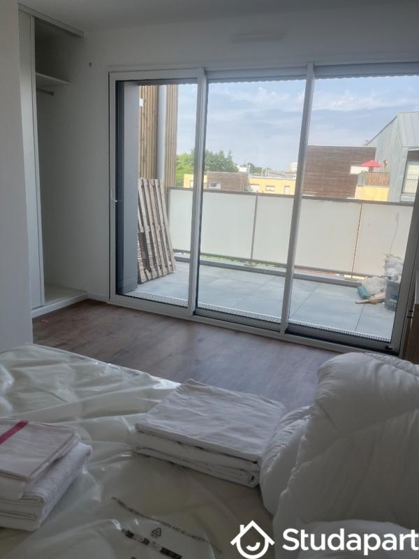 Chambre - 12 m² - 1 pièce