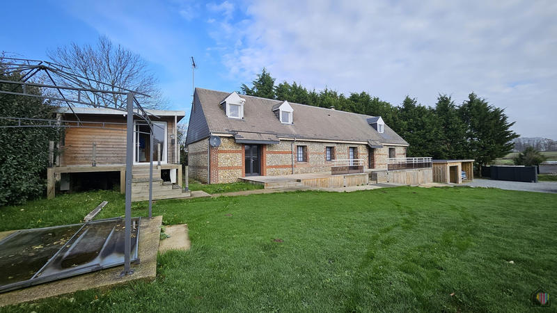 Maison traditionnelle - 173 m² - 6 pièces