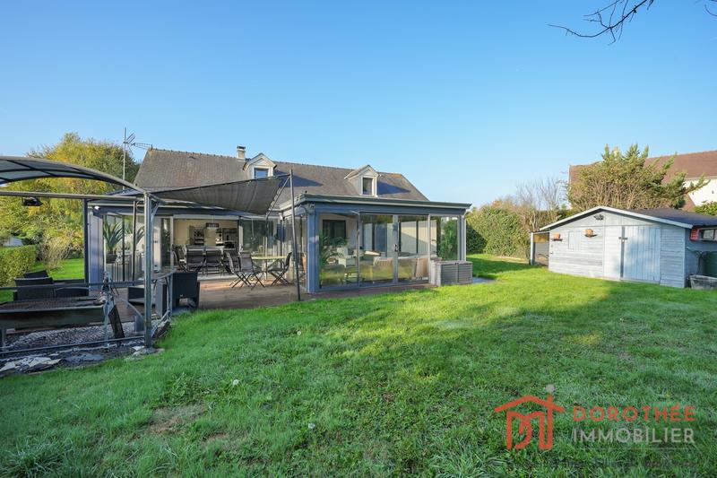 Maison - 212 m² - 8 pièces