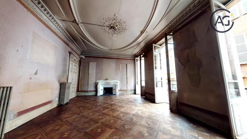 Appartement - 183 m² - 6 pièces