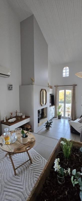 Villa - 215 m² - 12 pièces