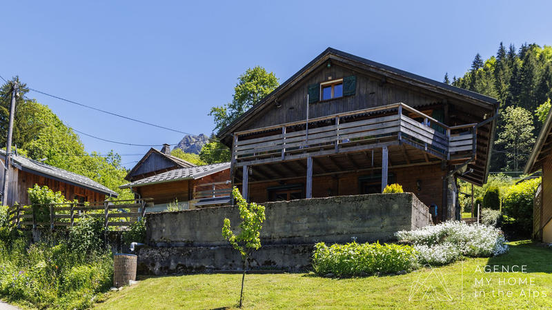 Châlet - 216 m² - 5 pièces