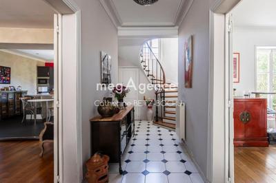 Maison ancienne - 156 m² - 7 pièces