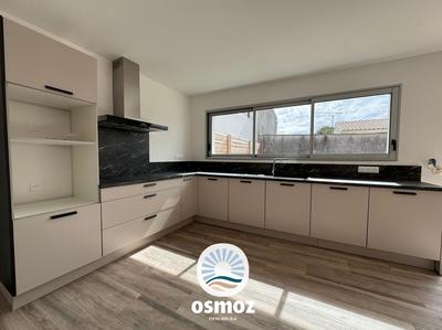 Maison - 144 m² - 5 pièces