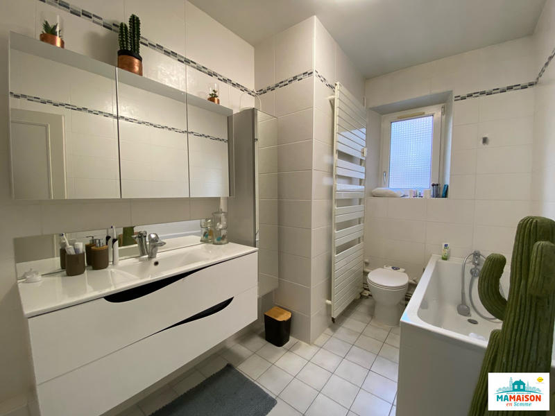 Appartement - 187 m² - 8 pièces