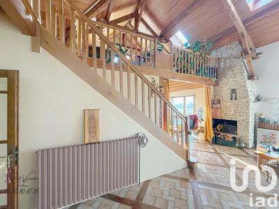 Maison - 216 m² - 7 pièces