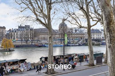 Appartement ancien - 71 m² - 2 pièces