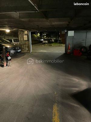Parking - 12 m²