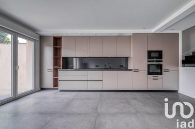 Maison - 98 m² - 4 pièces