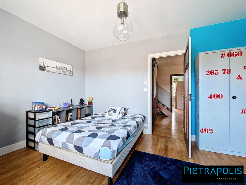 Maison - 178 m² - 6 pièces