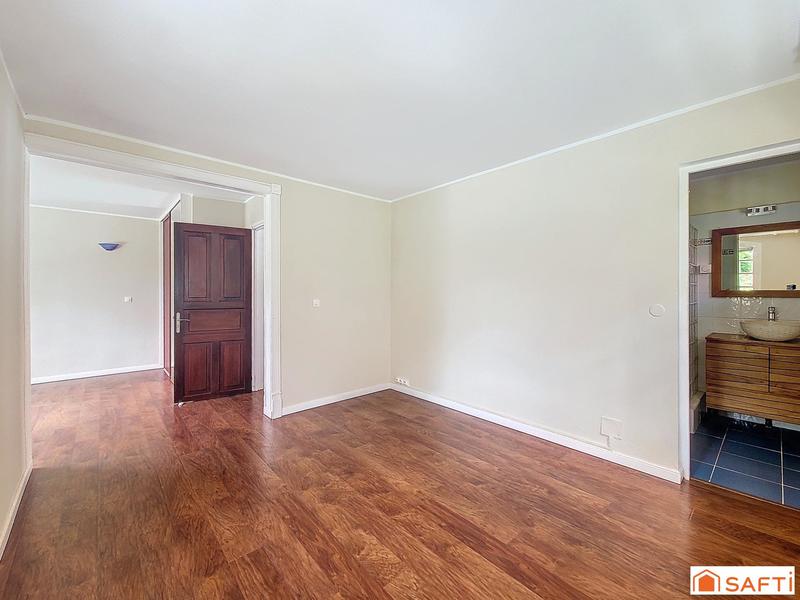 Maison - 350 m² - 10 pièces