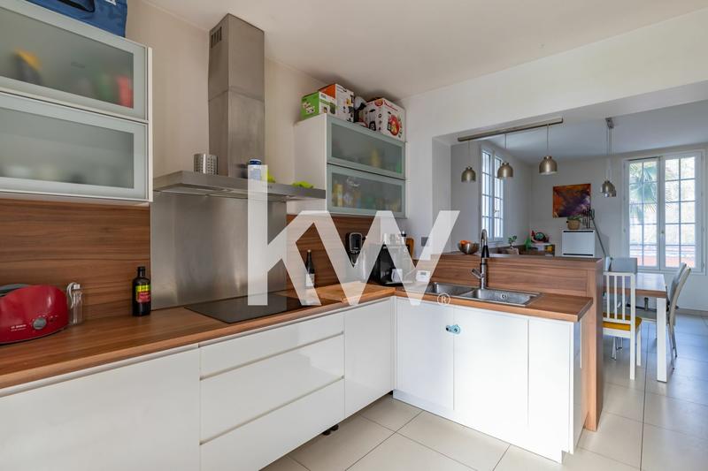 Maison - 143 m² - 6 pièces